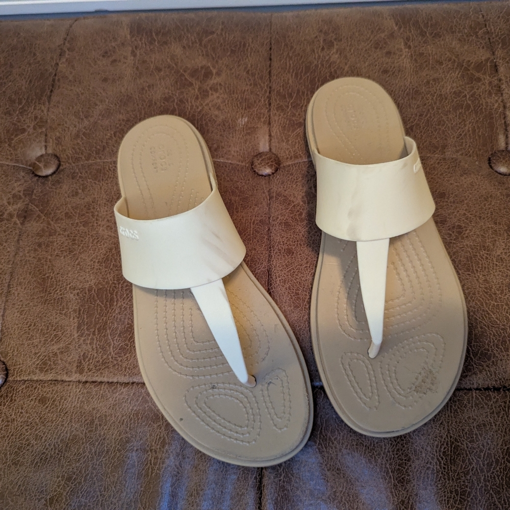 Crocs Women's Beige Sandals Size 10